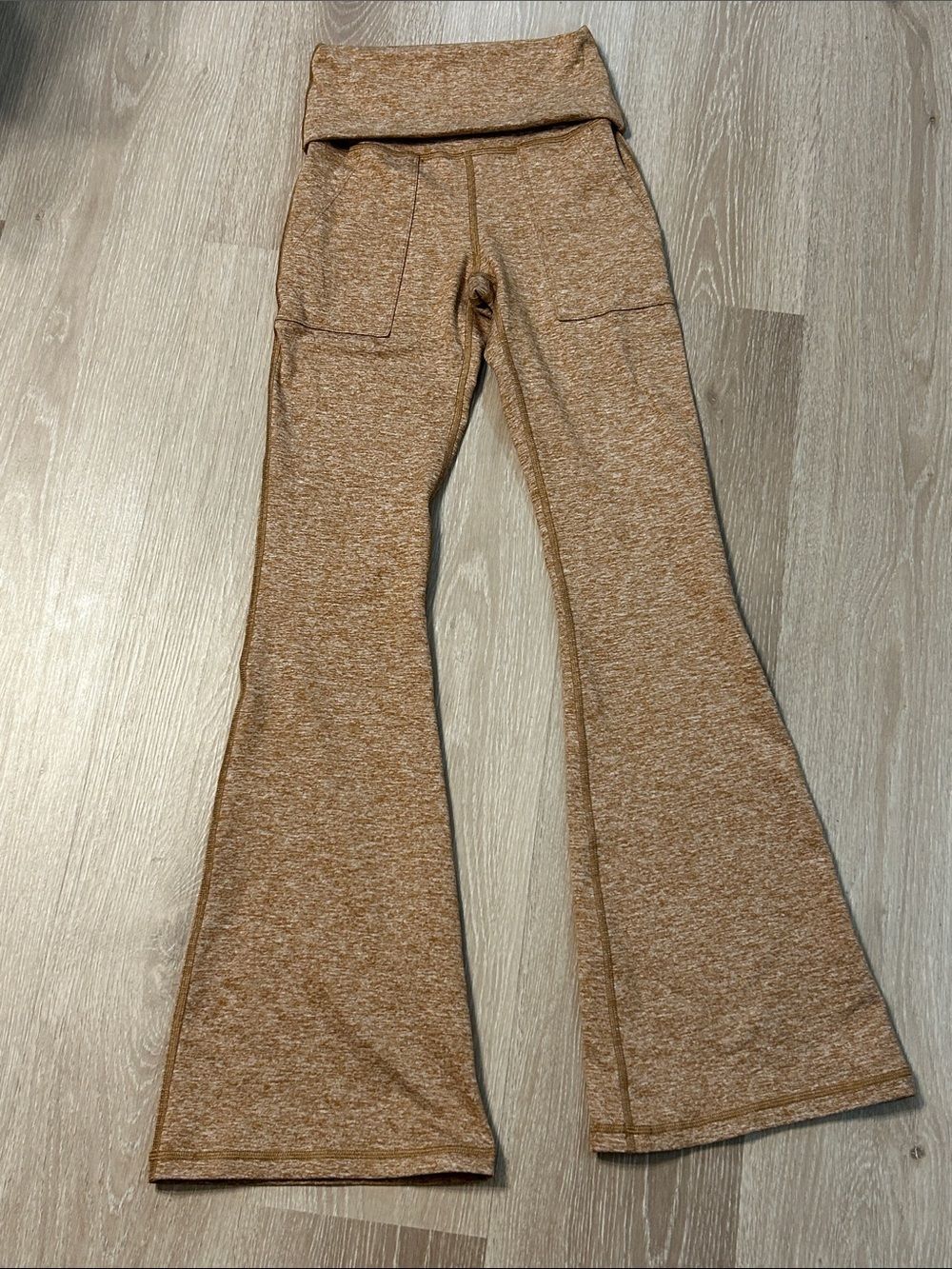 Aerie Offline Hugger Fold Over Caramel Flare Leggings Sz XS